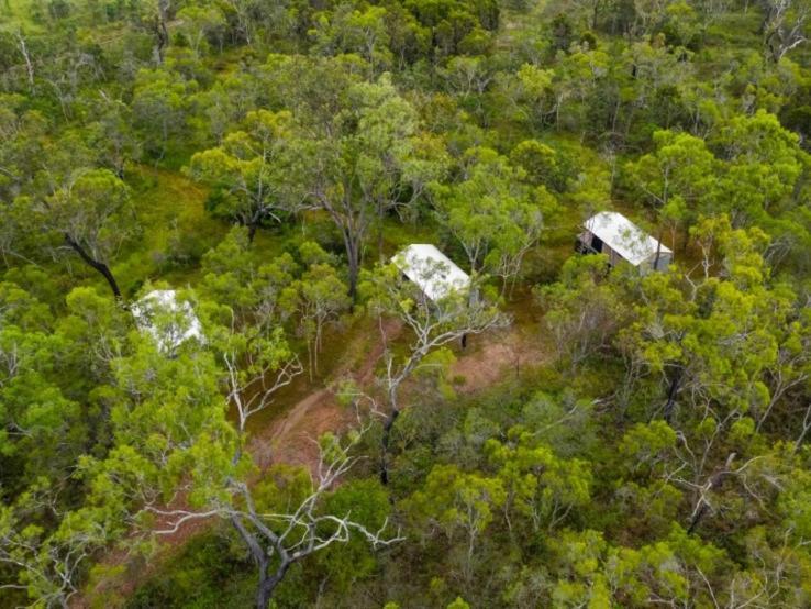 Wild Nature Lodge, Mareeba Wetlands Biboohra エクステリア 写真